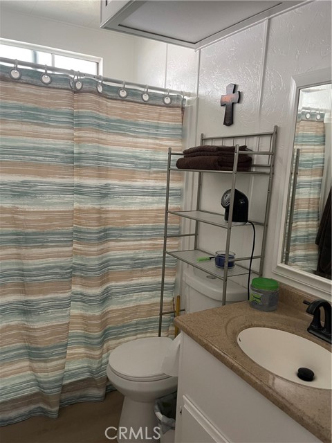 Detail Gallery Image 9 of 16 For 4095 Fruit St #870,  La Verne,  CA 91750 - 2 Beds | 2 Baths