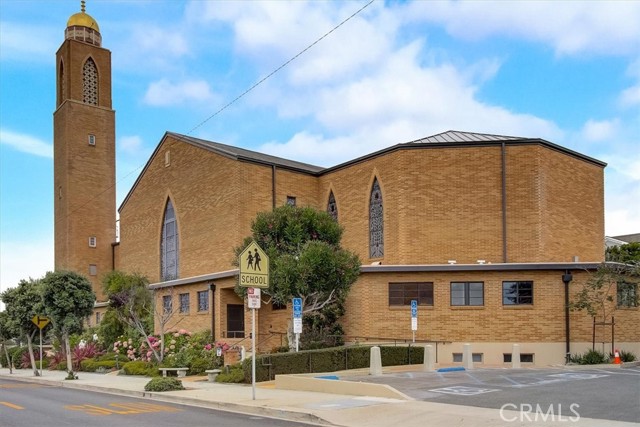 609 15th Street, Manhattan Beach, California 90266, 5 Bedrooms Bedrooms, ,1 BathroomBathrooms,Residential,Sold,15th,SB21193724