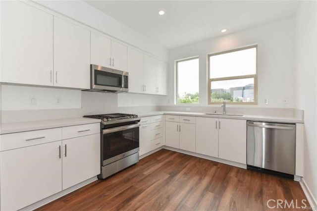 Detail Gallery Image 5 of 20 For 331 Placemark, Irvine,  CA 92614 - 2 Beds | 2/1 Baths