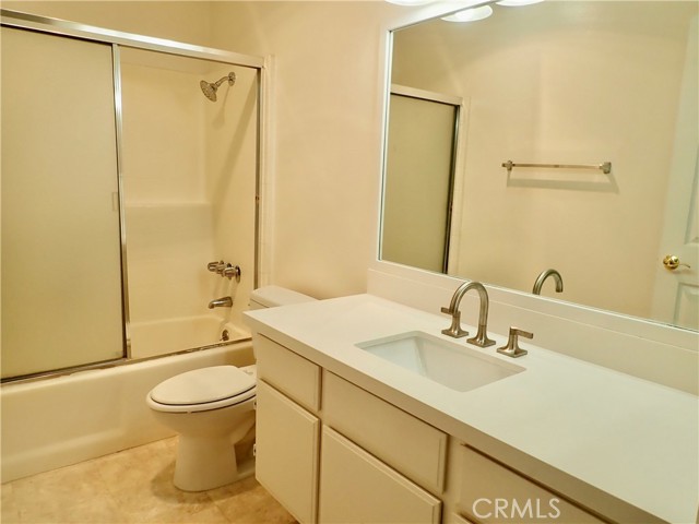 4275 Las Virgenes Road, Calabasas CA: https://media.crmls.org/medias/e37db509-26ef-4e94-9278-8be8e294a5c6.jpg