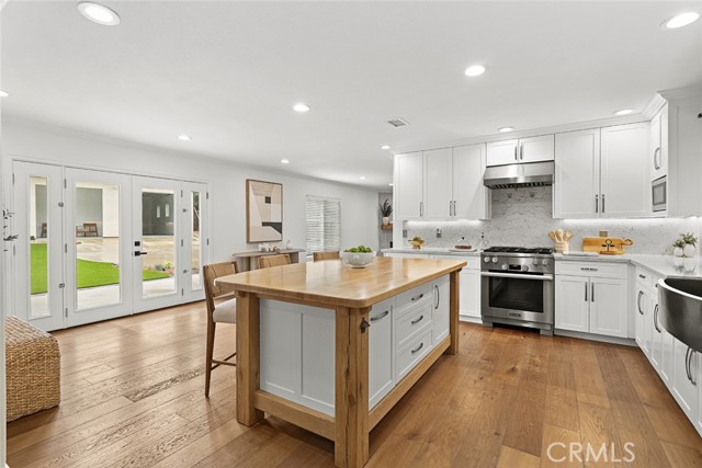 Detail Gallery Image 4 of 26 For 2162 Montgomery Road, Thousand Oaks,  CA 91360 - 4 Beds | 3 Baths