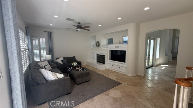 Image 4 of 10 For 10 Spring  