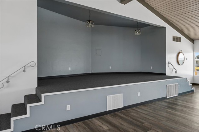 Detail Gallery Image 25 of 41 For 306 Kings Ln, Bakersfield,  CA 93308 - 2 Beds | 1 Baths