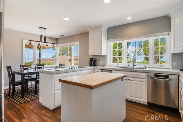 27703 Eastvale Road, Palos Verdes Peninsula, California 90274, 4 Bedrooms Bedrooms, ,3 BathroomsBathrooms,Residential,Sold,Eastvale,PV21110702