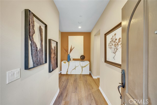 63 Splendor, Irvine CA: https://media.crmls.org/medias/e37f72c2-d879-4467-be58-74832f7722bb.jpg