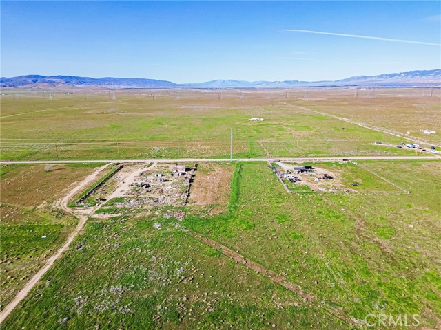 Image 15 of 39 For 49858 110th Street