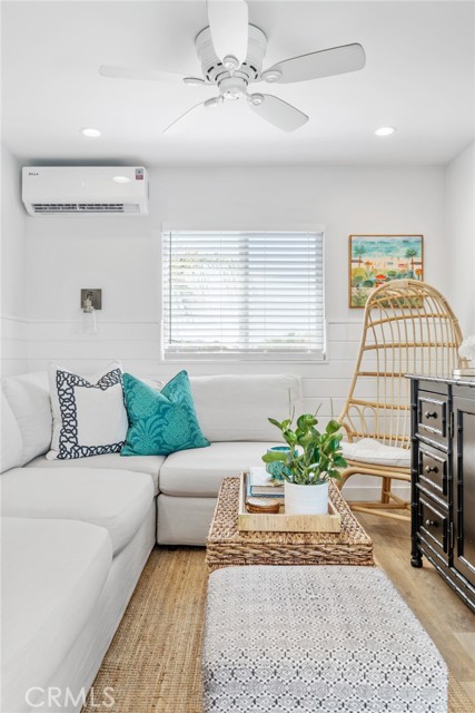 Detail Gallery Image 6 of 21 For 140 Cabrillo St #25,  Costa Mesa,  CA 92727 - 2 Beds | 2 Baths