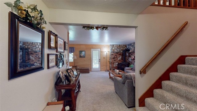 Detail Gallery Image 10 of 35 For 21645 Jobs Peak Rd, Cedarpines Park,  CA 92322 - 3 Beds | 2/1 Baths