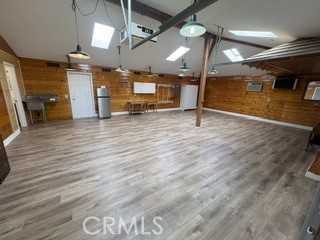 https://media.crmls.org/medias/e38189ed-d68a-4f73-a83b-9dcc4b84d0cb.jpg?preset=X-Large