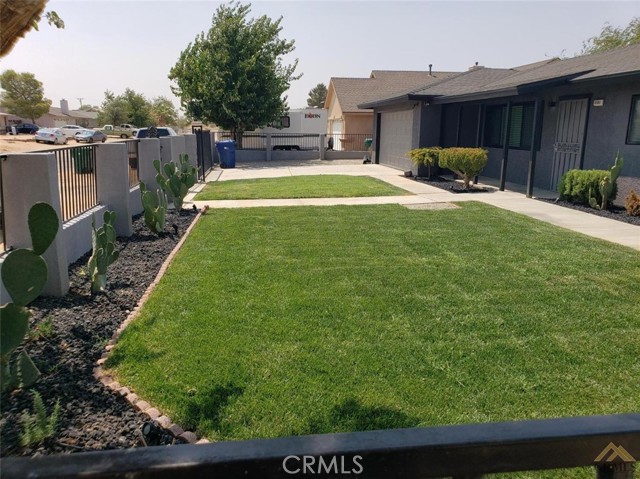 8501 Catalpa Avenue, California City, CA, 93505 8501 Catalpa Avenue, California City, CA, 93505