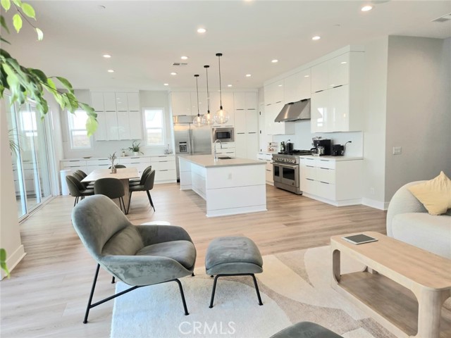 Detail Gallery Image 8 of 48 For 171 Bear Leaf Dr, Lake Forest,  CA 92630 - 5 Beds | 5 Baths