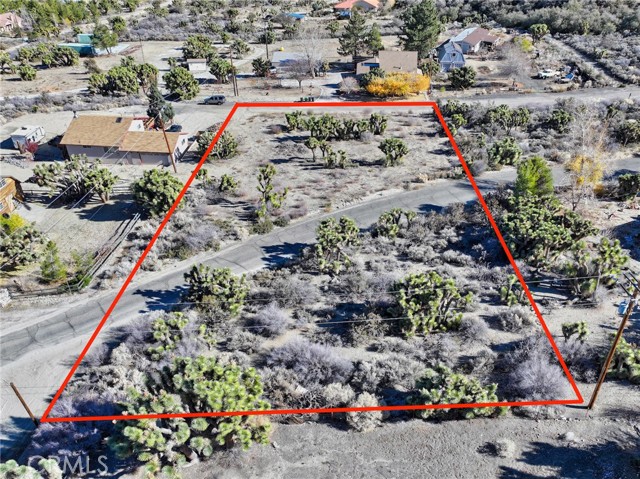 Detail Gallery Image 2 of 15 For 7325 Desert Front Rd, Pinon Hills,  CA 92397 - – Beds | – Baths