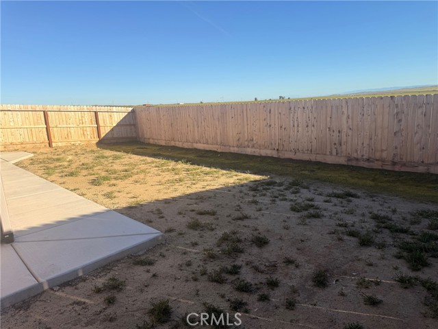 Detail Gallery Image 10 of 28 For 1105 E Orange St, Avenal,  CA 93204 - 4 Beds | 2 Baths