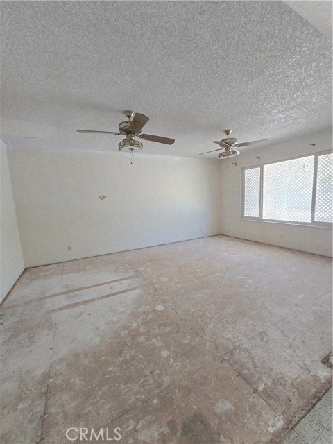 Detail Gallery Image 11 of 14 For 1964 Sierra Ct, Merced,  CA 95340 - 4 Beds | 2 Baths