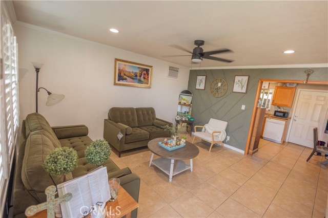 Detail Gallery Image 4 of 12 For 12664 Esther St, Boron,  CA 93516 - 3 Beds | 1 Baths