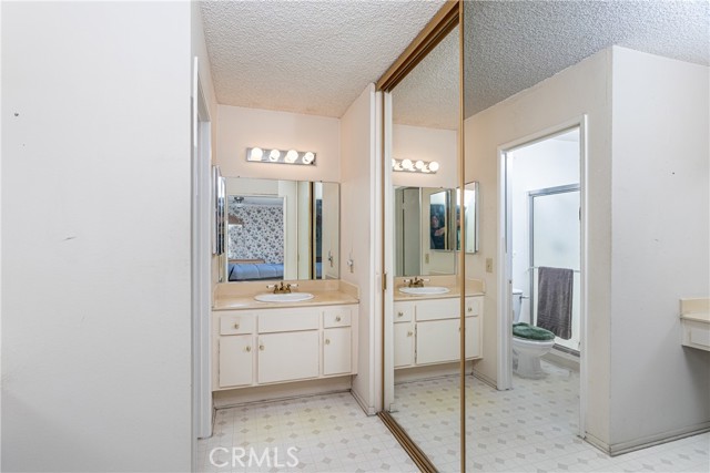 Detail Gallery Image 27 of 33 For 18644 Nau Ave, Porter Ranch,  CA 91326 - 4 Beds | 2/1 Baths