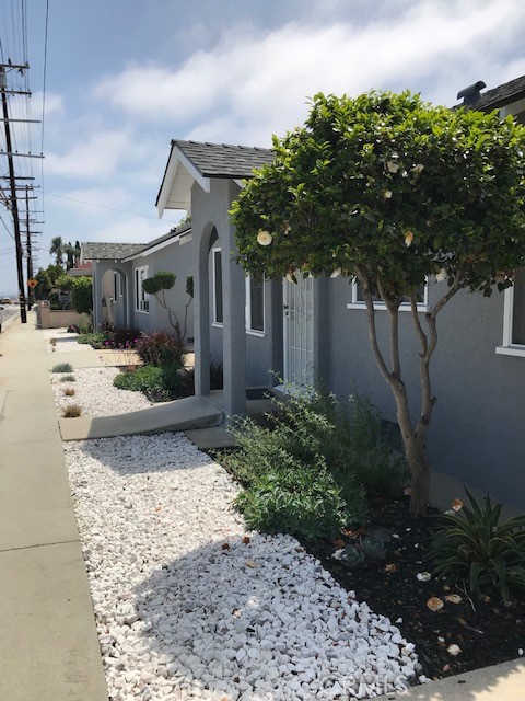 1055 W 7th Street, San Pedro CA: https://media.crmls.org/medias/e3840e3d-dfc8-4507-ac70-c931cfb1d581.jpg