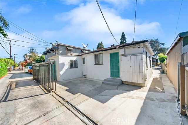 2241 Earl Avenue #5, Long Beach, CA, 90806 2241 Earl Avenue #5, Long Beach, CA, 90806