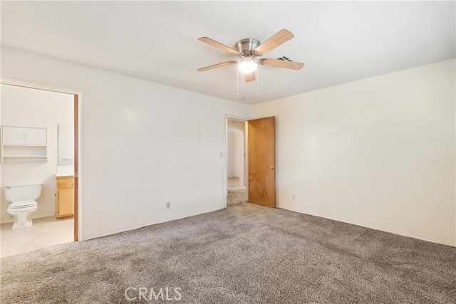 Detail Gallery Image 15 of 38 For 10004 Oakwood Ave, Hesperia,  CA 92345 - 2 Beds | 2 Baths