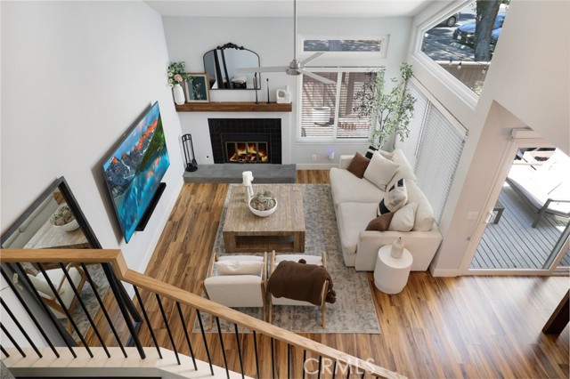 Detail Gallery Image 3 of 23 For 390 Deerfield, Irvine,  CA 92606 - 2 Beds | 1/1 Baths