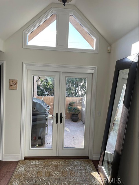 Detail Gallery Image 25 of 29 For 504 Avocado Ave, Corona Del Mar,  CA 92625 - 3 Beds | 3 Baths