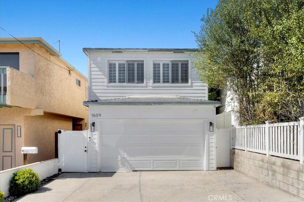 1609 Carver Street