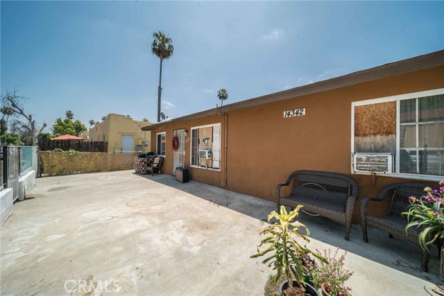 Detail Gallery Image 3 of 18 For 14342 Gilmore St, Van Nuys,  CA 91401 - – Beds | – Baths