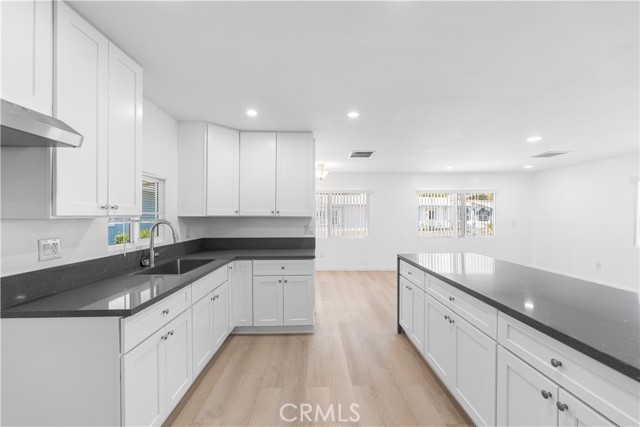 Detail Gallery Image 19 of 39 For 11401 Topanga Canyon #56,  Chatsworth,  CA 91311 - 2 Beds | 2 Baths