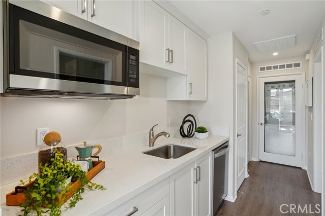 Detail Gallery Image 27 of 44 For 109 via Palermo, Cathedral City,  CA 92234 - 5 Beds | 4 Baths