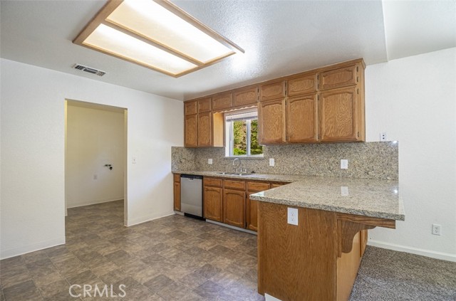 Detail Gallery Image 11 of 47 For 34457 Bear Clover Cir, North Fork,  CA 93643 - 3 Beds | 2 Baths