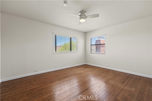 13620 Pales, Agua Dulce CA: https://media.crmls.org/medias/e38a32ee-d82b-47c0-a0f0-9e5f7055cf1e.jpg