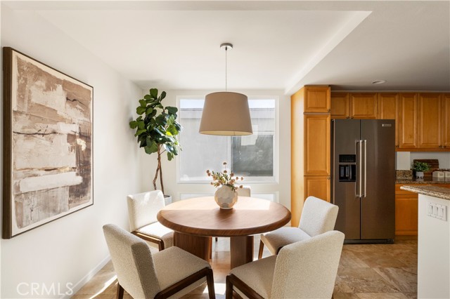 Detail Gallery Image 4 of 15 For 517 Larkspur #2,  Corona Del Mar,  CA 92625 - 2 Beds | 2/1 Baths