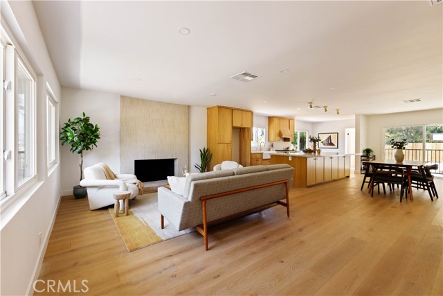 1312 North Avenue 46 photo 4