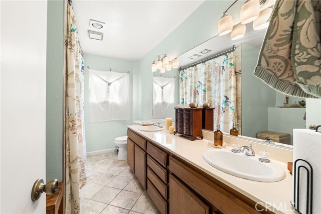 Detail Gallery Image 27 of 42 For 2411 E Greenview Dr, Glendora,  CA 91741 - 2 Beds | 2/1 Baths