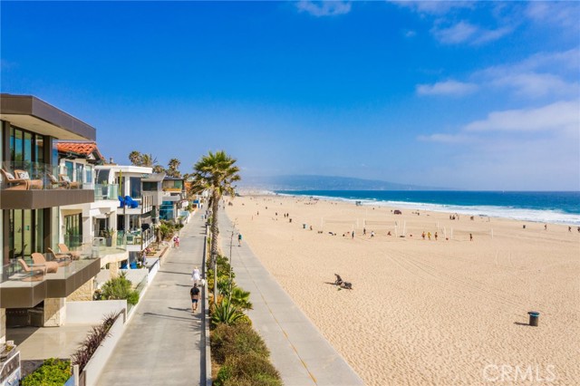 716 The Strand, Manhattan Beach CA: https://media.crmls.org/medias/e38d0d27-c308-4fde-9150-f056c794becf.jpg