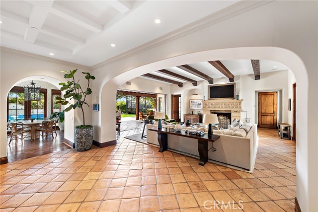 1 Overlook Drive, Ladera Ranch CA: https://media.crmls.org/medias/e38d282f-8f66-4c25-9dbf-20c7bd033baa.jpg