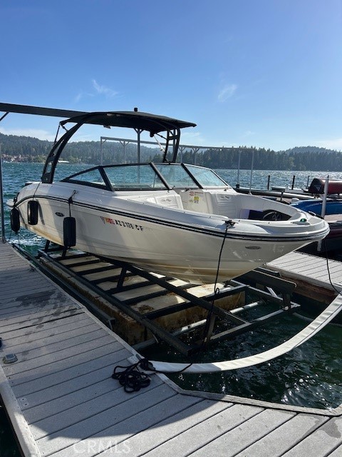 1019 Pintail Circle, Lake Arrowhead CA: https://media.crmls.org/medias/e38d568f-c81f-4a1b-a563-52ec5a49f1ac.jpg