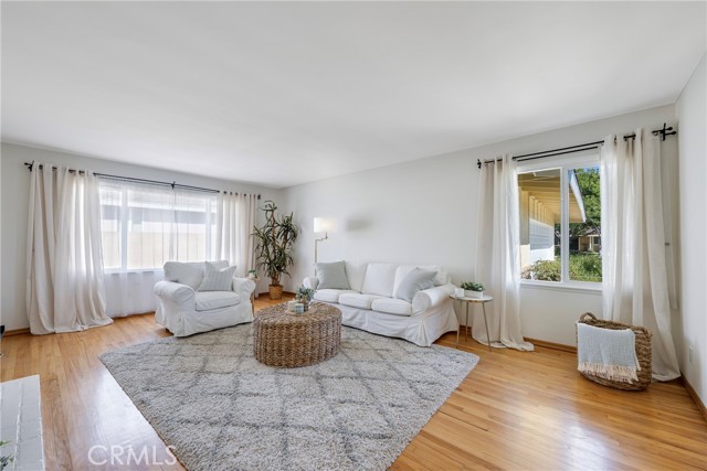 Detail Gallery Image 7 of 48 For 13311 Fairmont, Santa Ana,  CA 92705 - 3 Beds | 2 Baths