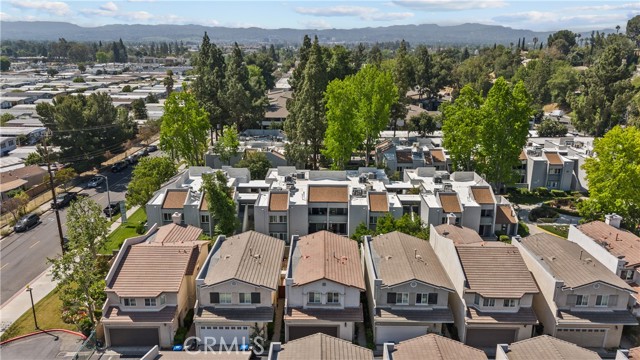 Detail Gallery Image 5 of 32 For 9001 Owensmouth Ave #3,  Canoga Park,  CA 91304 - 3 Beds | 2/1 Baths