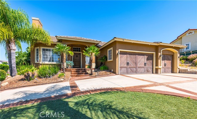 Detail Gallery Image 1 of 27 For 22780 Cascade Dr, Canyon Lake,  CA 92587 - 4 Beds | 2 Baths