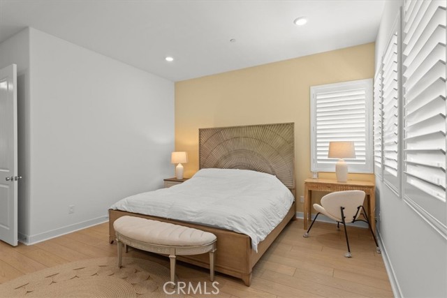 352 Merit, Irvine CA: https://media.crmls.org/medias/e38f5469-2628-49d7-a47c-5fe3429442a4.jpg