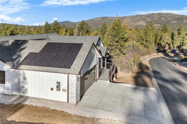 Detail Gallery Image 7 of 75 For 441 Woodcreek Dr, Big Bear City,  CA 92314 - 4 Beds | 3 Baths