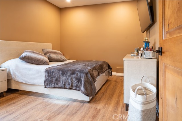 Detail Gallery Image 28 of 38 For 6930 Balcom, Reseda,  CA 91335 - 7 Beds | 6 Baths