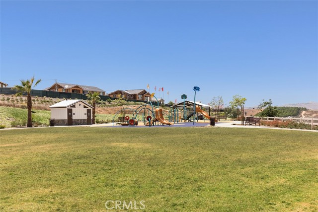 13681 CONSTANCE Avenue, Riverside CA: https://media.crmls.org/medias/e3912c38-77d2-4841-88cd-37b6c2007a86.jpg
