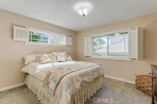 Image 26 of 65 For 550 Plymouth