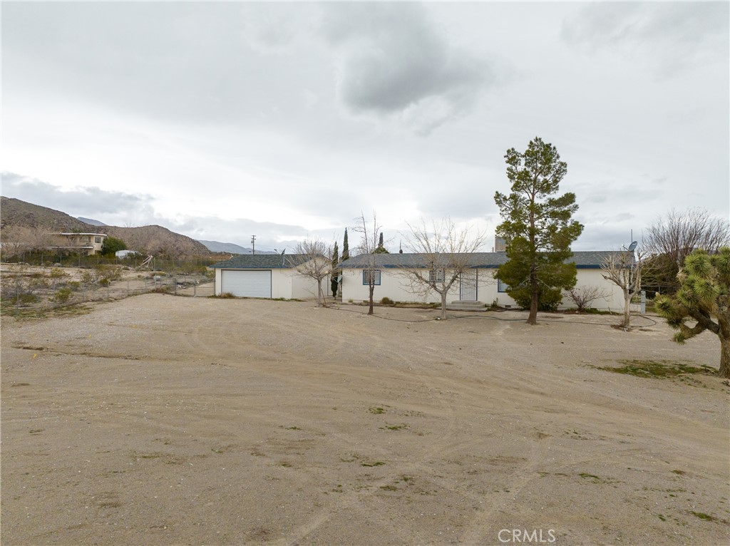 9372 Mesa Road, Lucerne Valley, CA 92356