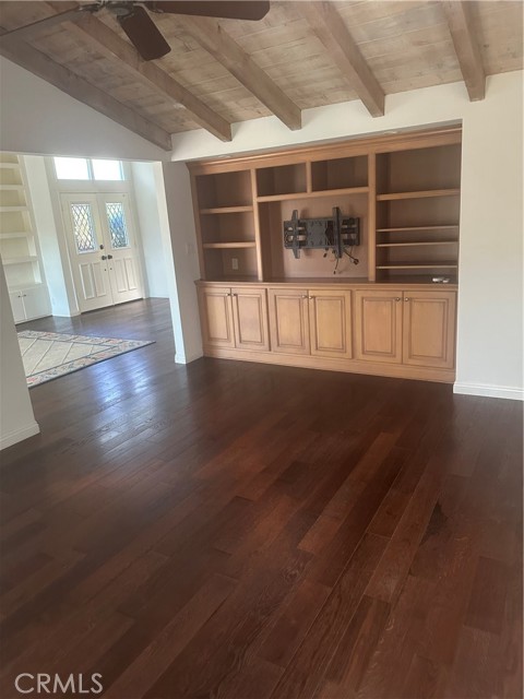 18 Skysail Drive, Corona del Mar CA: https://media.crmls.org/medias/e3933419-308a-4ce4-a5ca-6b47ae0cbc20.jpg
