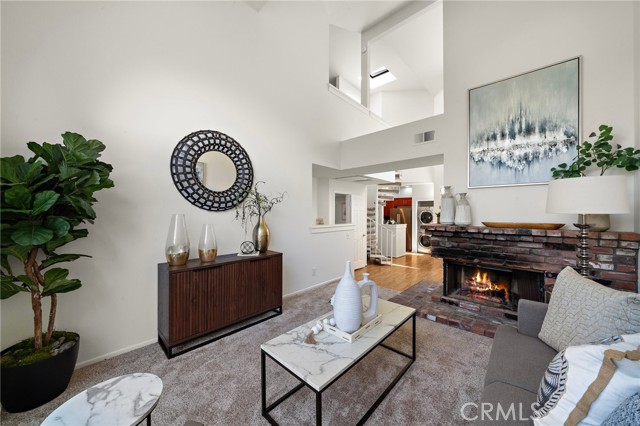 5145 Tortuga Drive, Huntington Beach CA: https://media.crmls.org/medias/e393bf4d-a5be-436d-a1f8-31bedf253875.jpg