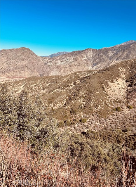 Detail Gallery Image 5 of 10 For 37551 Pisgah Peak Rd, Yucaipa,  CA 92399 - – Beds | – Baths