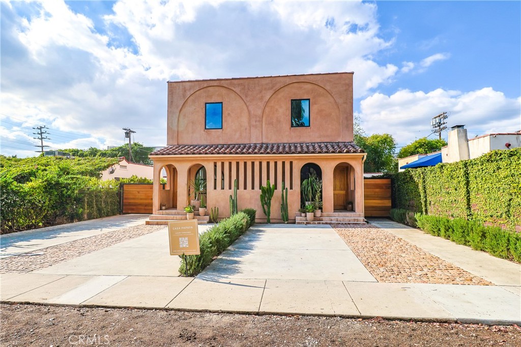 817 N Orange Grove Avenue #1/2